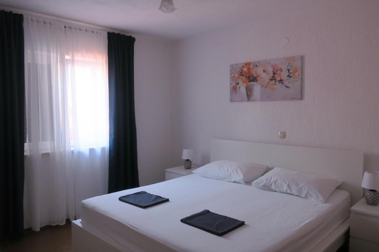 Mesic Apartment Senj  Buitenkant foto